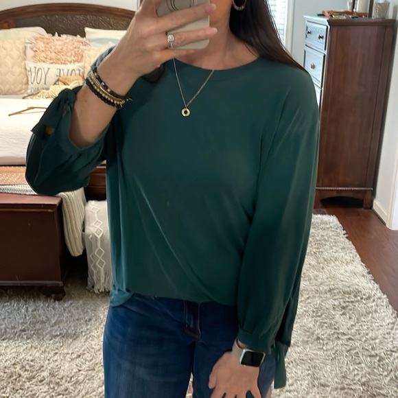 LOFT Outlet Teal Green 3/4 Sleeve Top with Ties Size M - Picture 4 of 10